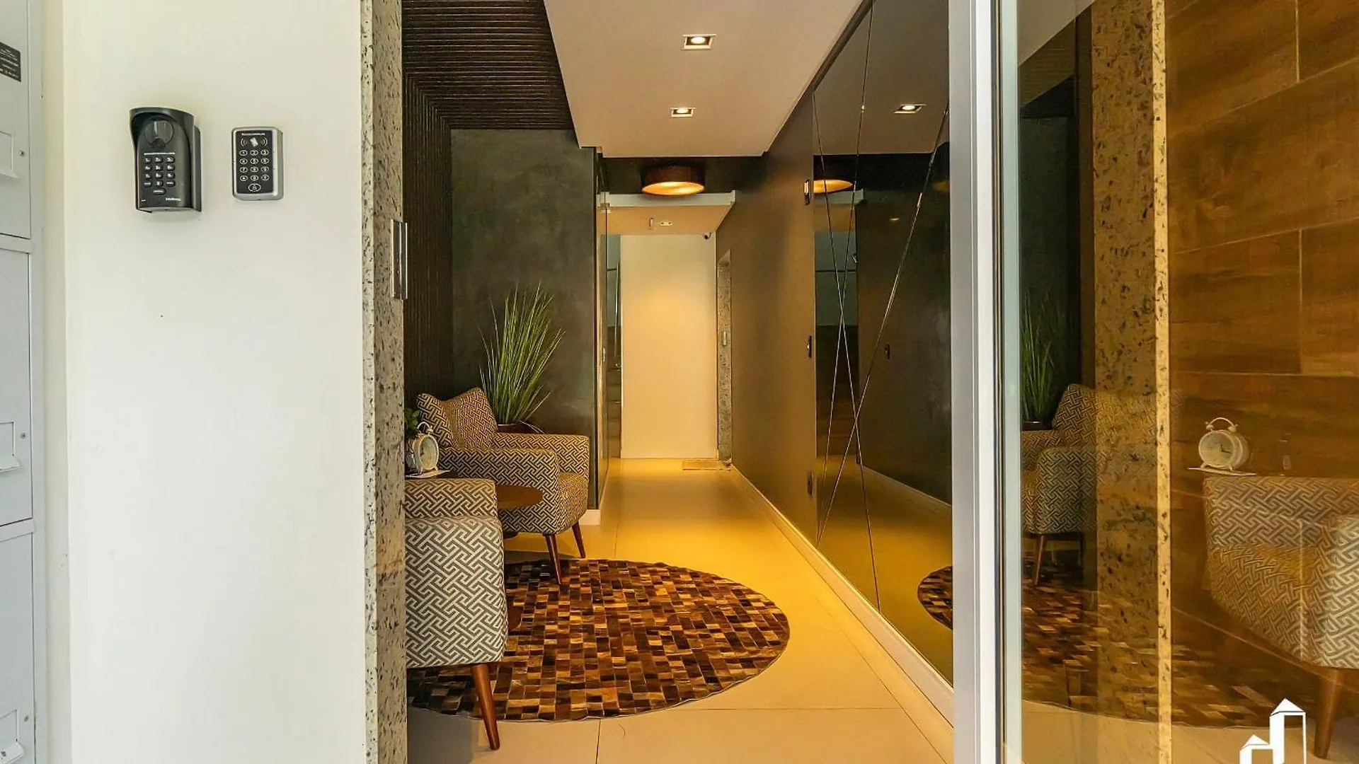Apartamento Com 02 Dormitorios Bombinhas 0*,  Brazil