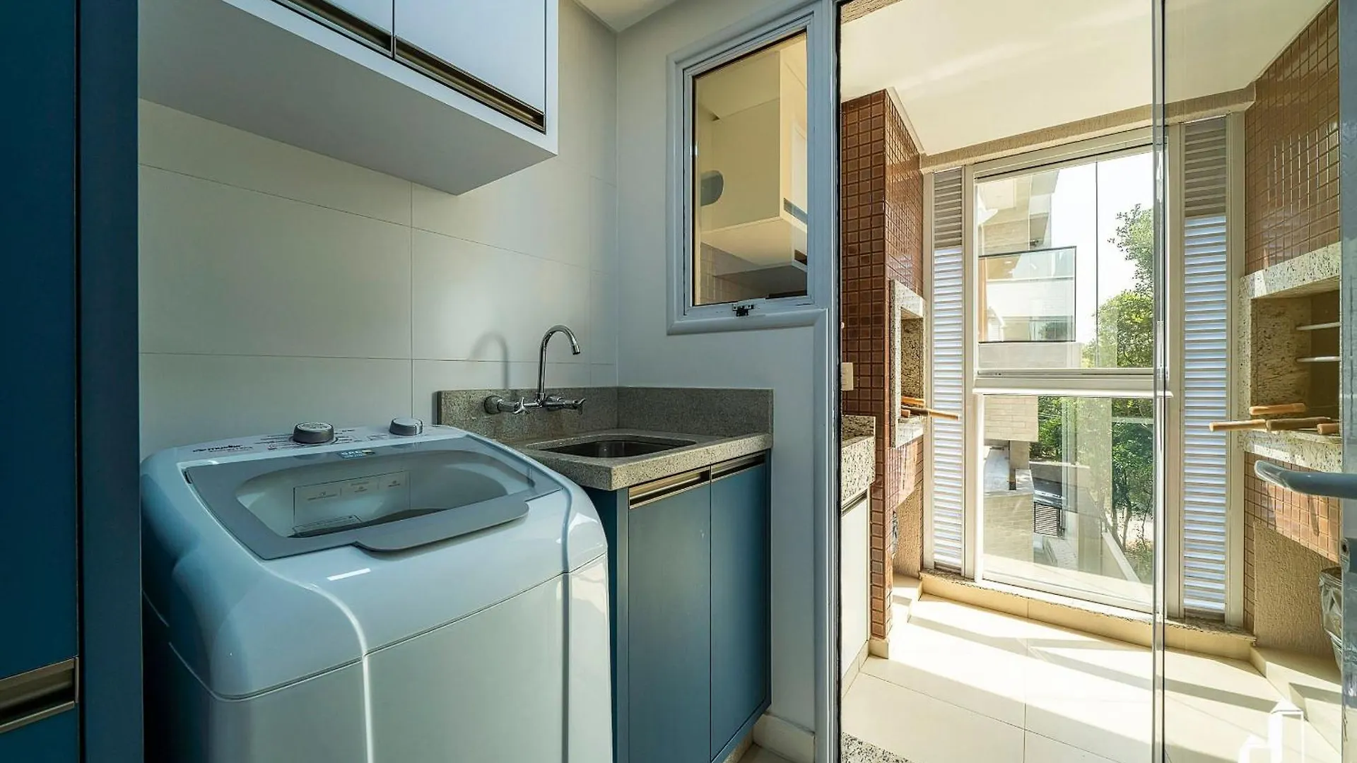 Apartamento Com 02 Dormitorios Bombinhas