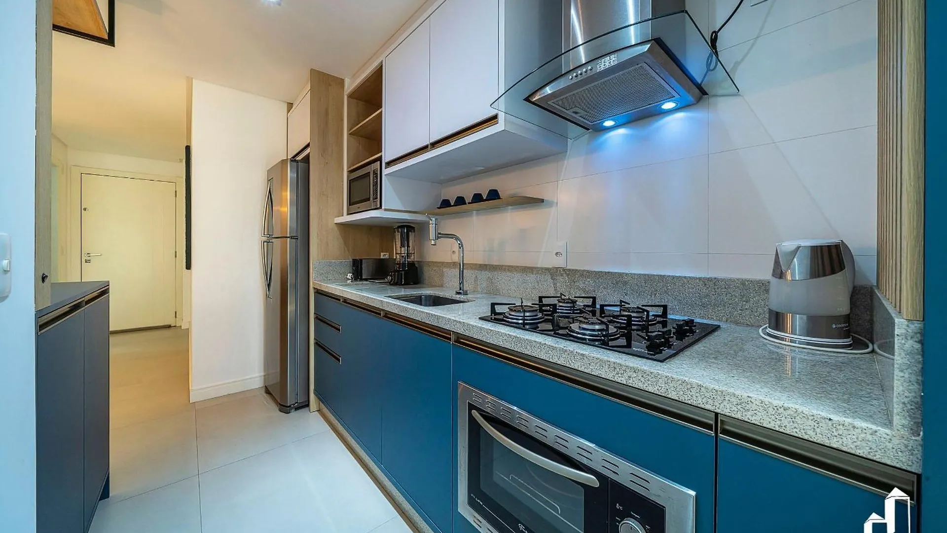Apartamento Com 02 Dormitorios Bombinhas 0*,  Brazil